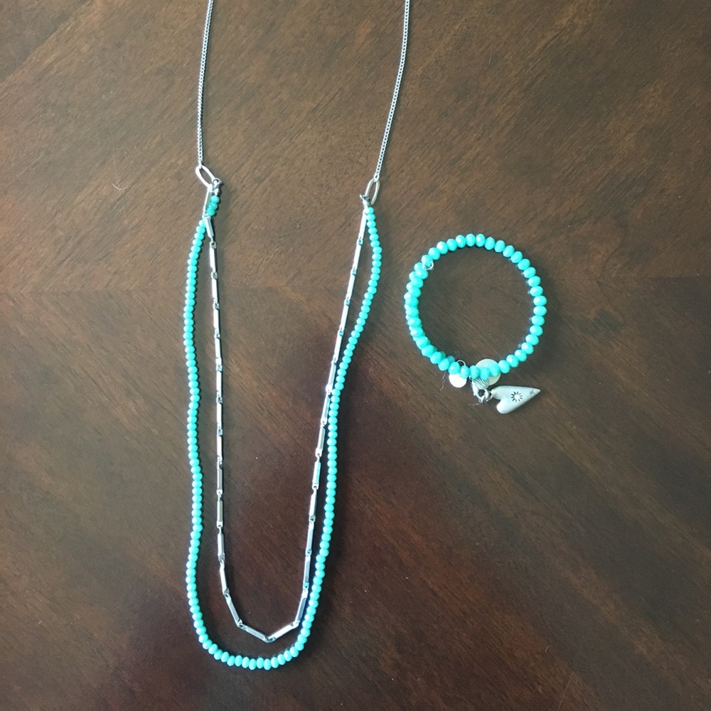 Necklace & Bracelet Set from JK by Thirty-One